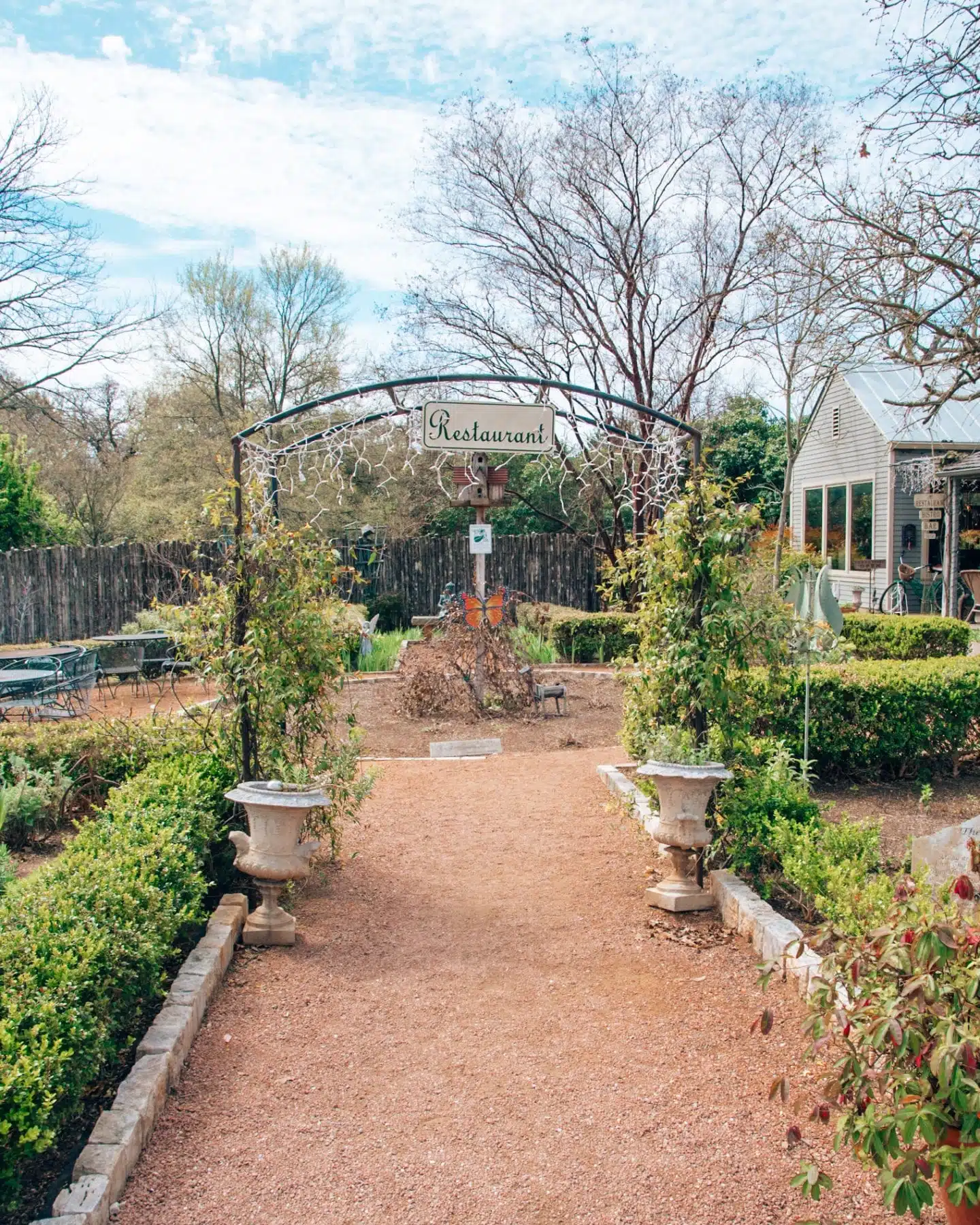 restaurant at fredericksburg herb farm