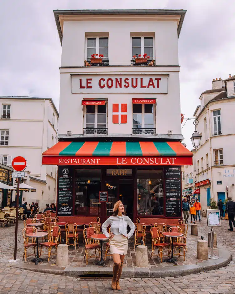 Looking for Instagrammable places in Paris? Check out this super thorough  guide I've made to catal…