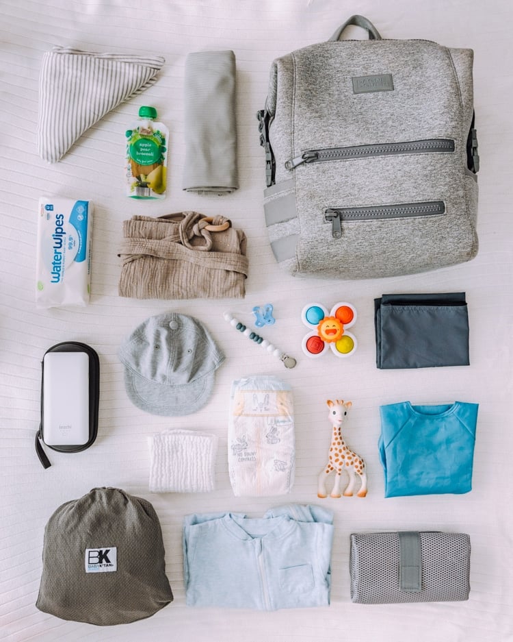 49 Baby Travel Essentials You Need on Your Baby Packing List