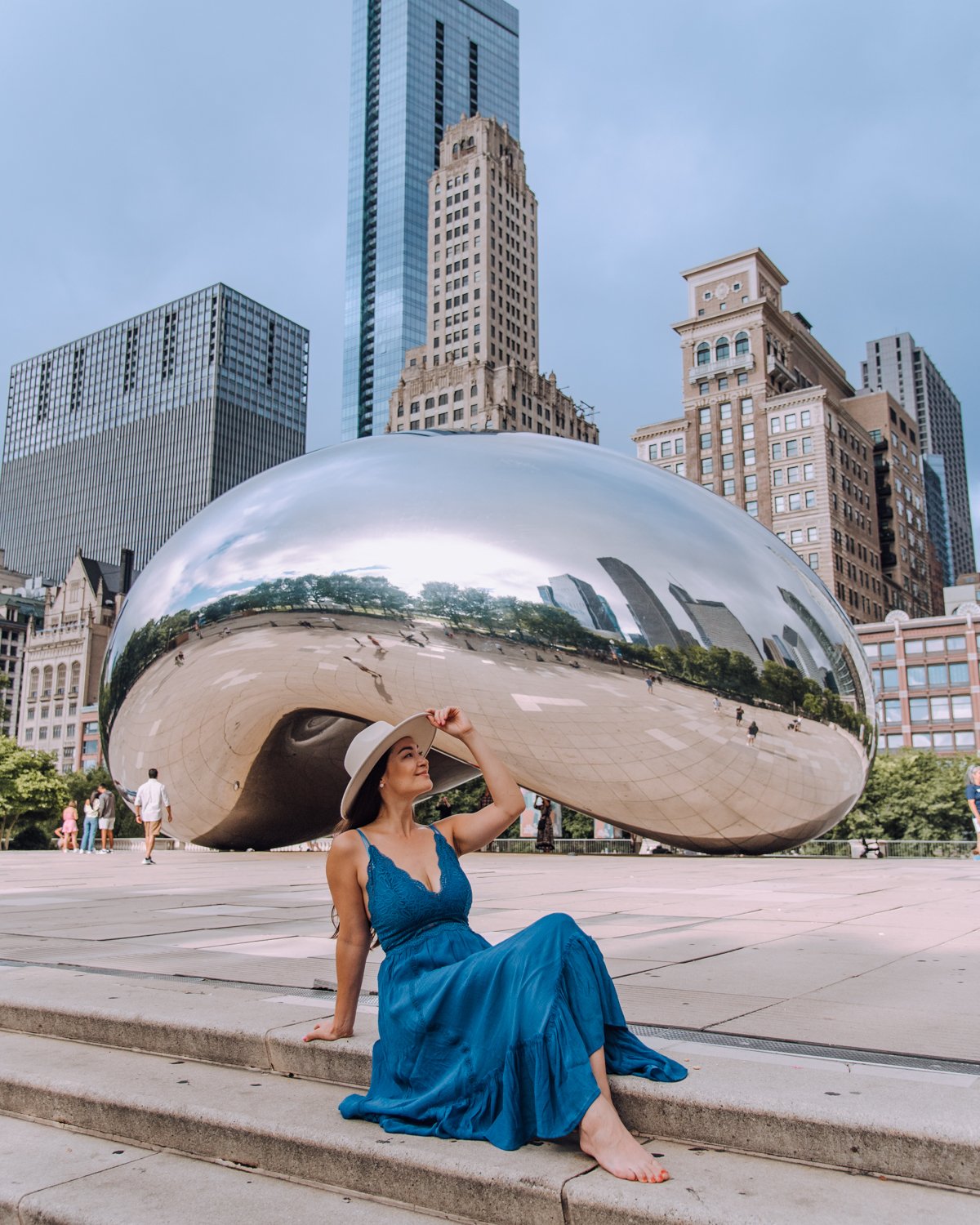 Girl in front of the Bean, an Instagrammable spot in Chicago