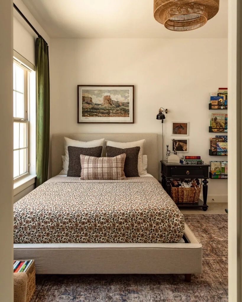 Green Curtains In Kids Bedroom