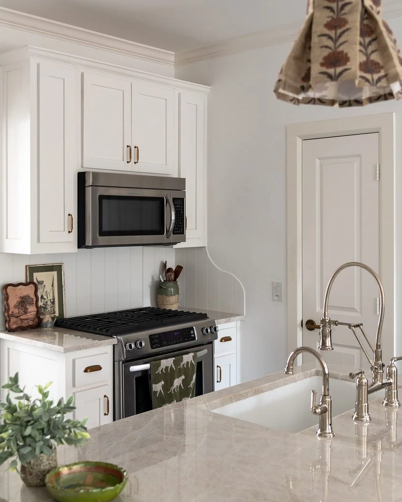 V Groove Kitchen Backsplash Panel Curved Detail